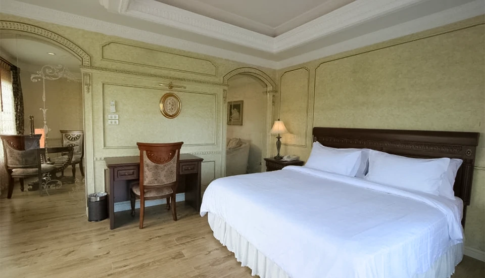 هتل فور سیزن پلیس پاتایا